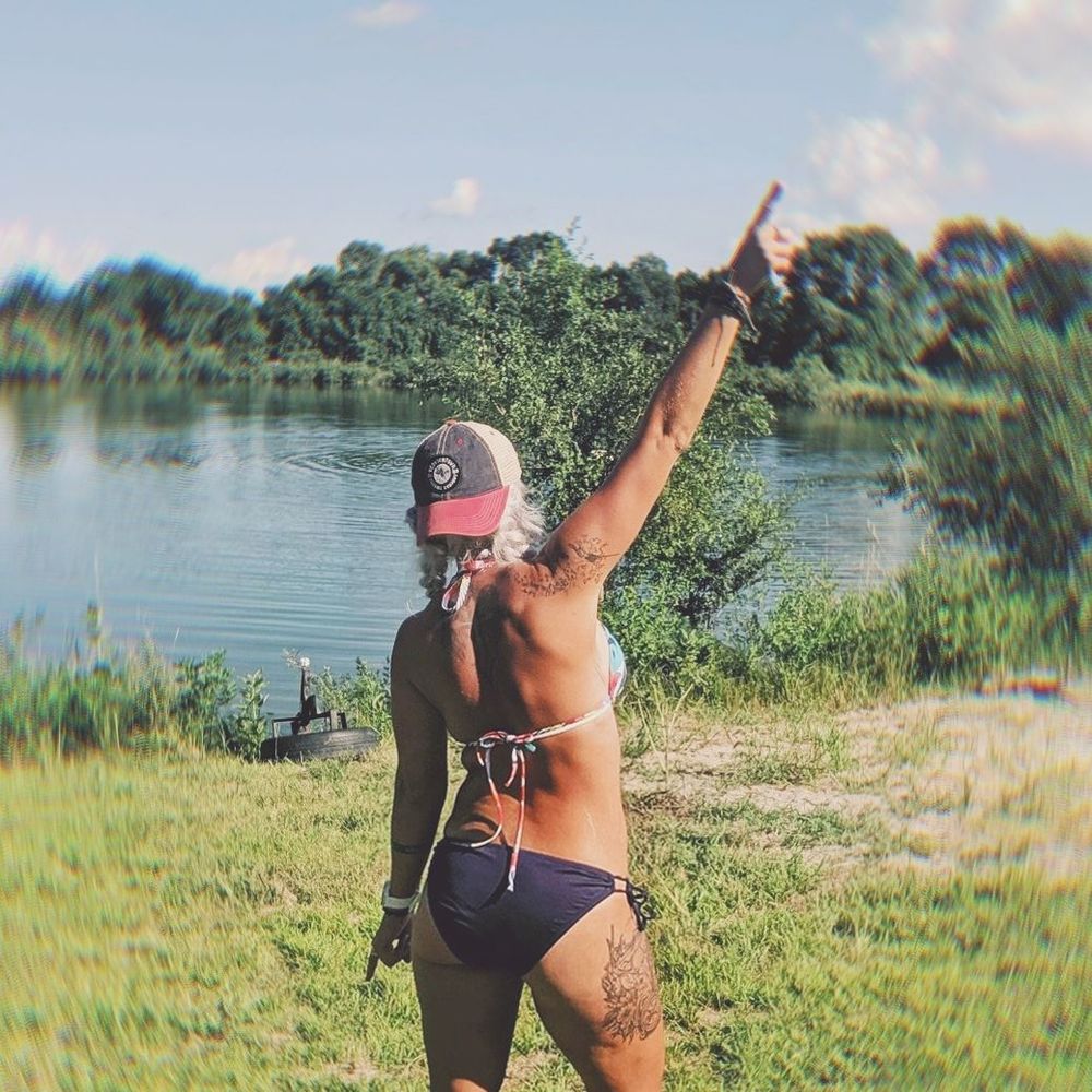 Meet your Posher, Devan